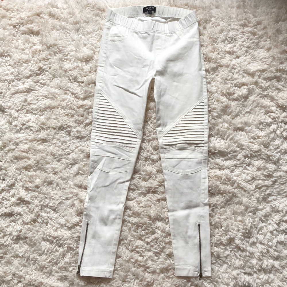 White Jeggings!!!!